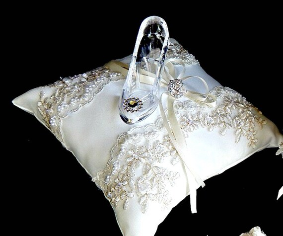 Fairy Tale Cinderella Ring Bearer Pillow Glass Slipper Ring Etsy
