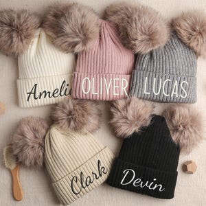 Gorros de ganchillo personalizados, gorro con nombre de bebé bordado, gorro de invierno para bebé/niño pequeño, gorros familiares personalizados con pompones, regalo de Navidad