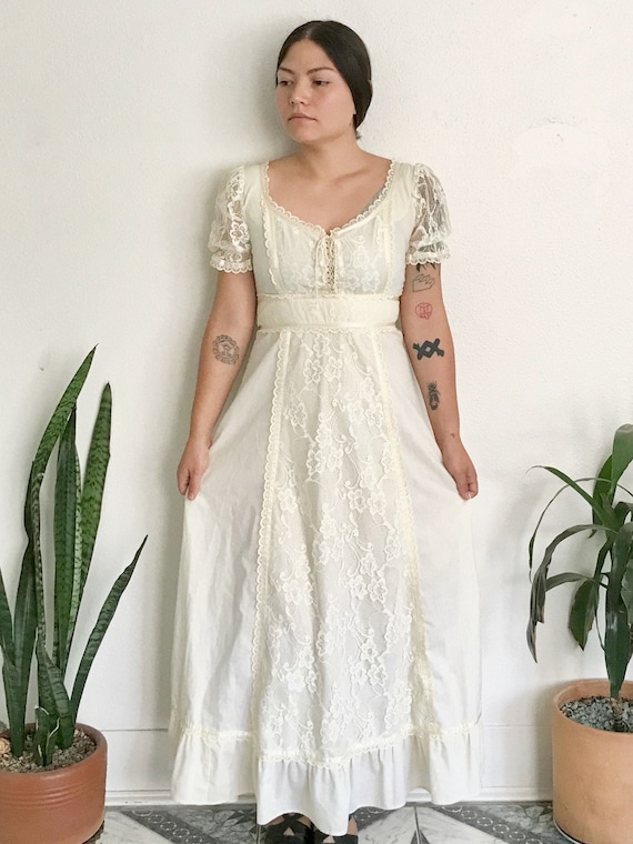 Gunne Sax Style Linen and Lace Prairie Dress