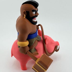 Figura multicolor de Hog Rider de 3,8 pulgadas de alto inspirada en Clash Royale imagen 2
