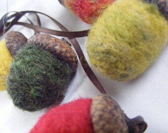Felted Acorns