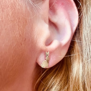Vintage 9ct Gold Bunny Rabbit Stud Earring: Single Animal Stud