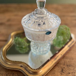 Glass candy box