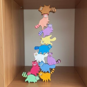 Gatti in legno in equilibrio: gioco per lo sviluppo del cervello dei più piccoli, giocattolo colorato da impilare