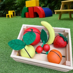 Pretend Toys Wooden Vegetables & Fruits Pretend Food Montessori Play Set Imaginative Role Play Kitchen Safe Toys for Babies Outdoor Kitchen