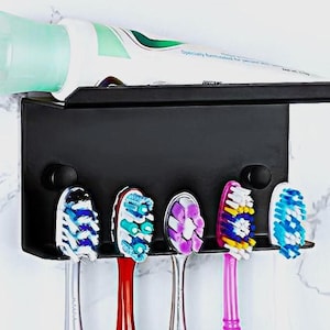 An der Wand befestigter Zahnbürstenhalter für Dusche, Zahnbürstenhalter mit 5 Steckplätzen für Zahnbürste und Zahnpasta, Aufhänger aus Stahl, Zahnpasta-Veranstalter