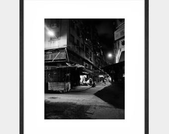 Fotografia urbana noturna em preto e branco, arte de parede com fotografia de rua em preto e branco, foto de rua, impressões de arte urbana para parede, fotografia noir.