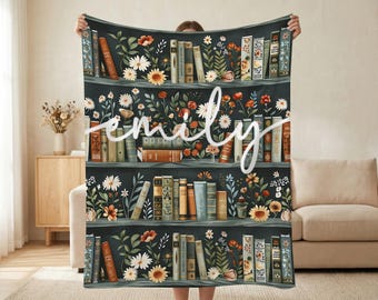 Copertina personalizzata con libri e viti, con nome, decorazione floreale personalizzata per la cameretta, copertina ricordo per fasciare il neonato, regalo per baby shower.