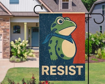 Resist Portland Frog Protest Garden Flag, Resist Frog ICE Garden Flag, Anti Establishment Deportation Resistance Flag, No Kings Flag 12“x18"