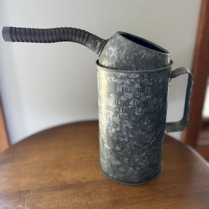 2 Quart Galvanized Oil Can with Flexible Spout