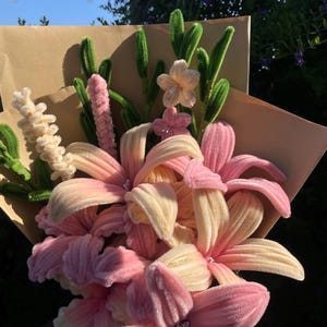 Pink Pipe Cleaner Boquet