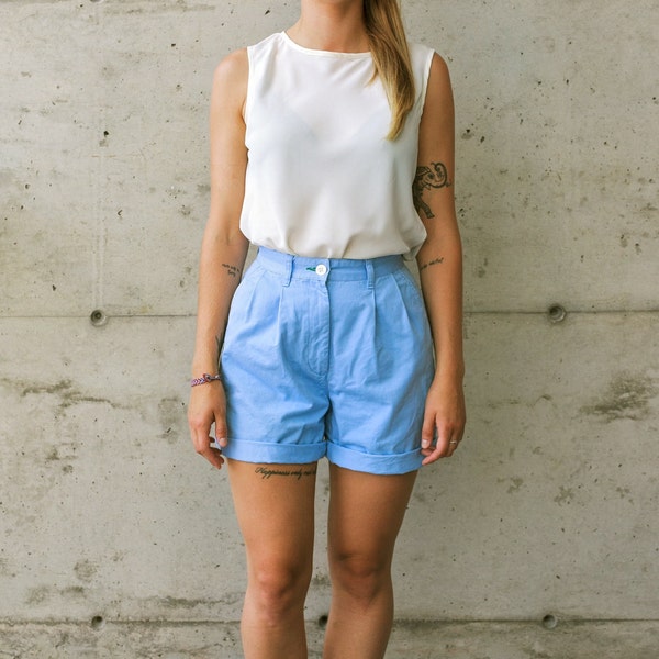 Pleated Light Blue Short / Summer High Waisted Shorts / Vintage Retro Shorts