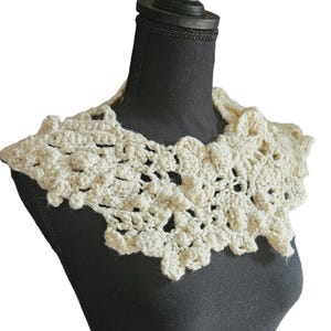 Unique Freeform Crochet Collar/Shoulderette/Scarf, Wearable Art Handmade Neck Warmer, OOAK Art To Wear Neck Wrap, Natural Tone Accessory
