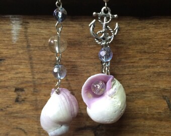 Asymmetrical light purple mermaid shell earrings