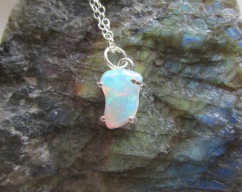 Natural Welo Opal Gemstone Sterling Silver Pendant Necklace