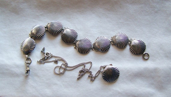 Vintage Beau Sterling Silver Repoussee Seashell B… - image 4