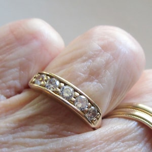 14K Solid Yellow Gold CZ Diamonique Vintage Band Ring Sz 5.5