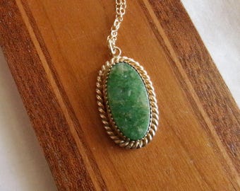 Natural Jade Gemstone Vintage Gold Filled Pendant Necklace