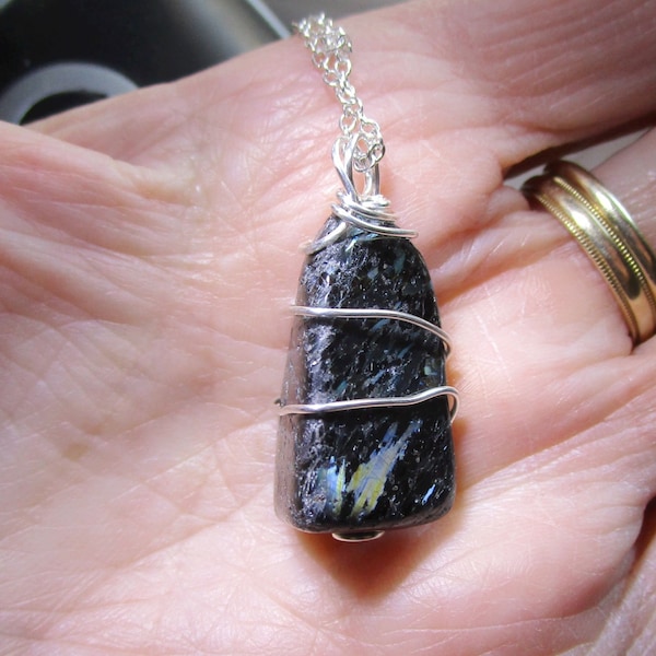Greenland Nuummite Natural Polished Stone Pendant Necklace