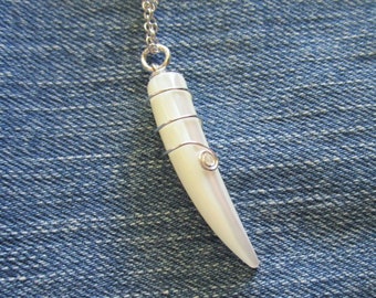 Mother of Pearl Natural Horn Cornicello Wire Wrapped Jewelry Pendant Necklace