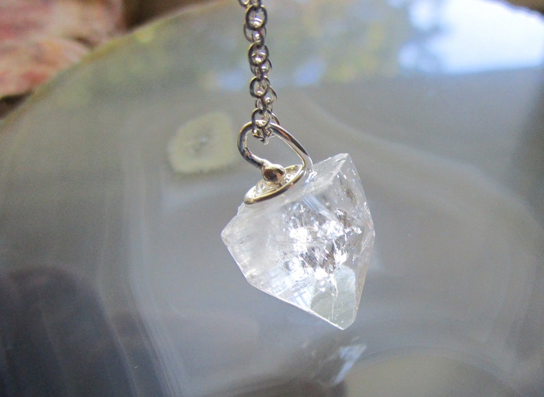 Ayzal Shop Natural Apophyllite With Stilbite Pendant 34g (6x4 Cm) | Healing Crystal Stone | Reiki Chakra Energy Pendant | Handmade Gemstone Jewellery Gift For Peace & Positivity