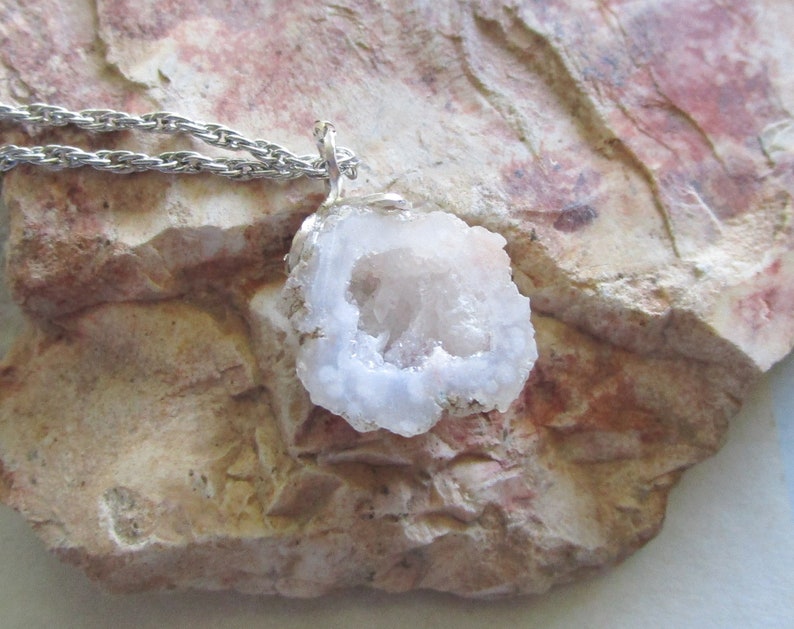 Natural Quartz Druzy Raw Geode Pendant Necklace image 7