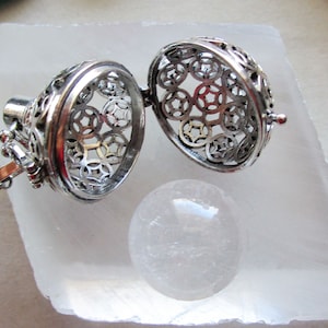 Silver Star Filigree Cage Quartz Crystal Ball Pendant Necklace