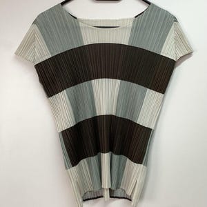 RARE Pleats Please Issey Miyake 2000 Whir Lines dove tank Size 4 Blouse Japan