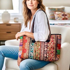 Indiase geborduurde patchwork boho tote bag – grote, ruime en praktische tas – kleurrijke weekendtas – uniek en origineel cadeau voor vrouwen