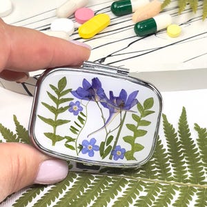 Stylish Travel Pill Box: Compact Pill Organizer & Jewelry Trinket Case