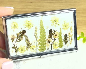 Pearl Resin Business Card Holder with Real Dried Flowers, Elegant Office Gift
