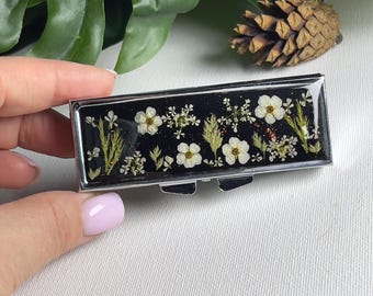 Blumen Pillendose: Handgemachter Epoxy Organizer