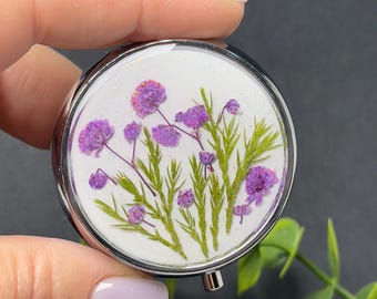 Dried Flower Pill Box: Handmade Resin Pill Case