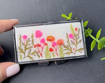 7-Day Pill Organizer – Epoxy Resin Pill Box, Dried Flower Design
