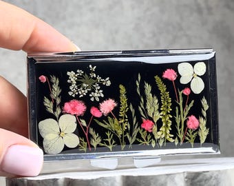 7 Day Pill Organizer, Real Dried Flowers, Resin Case, Floral Botanical Art