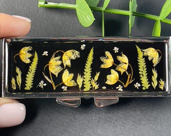 Pill Box:dried flowers, Handmade Epoxy Resin 6-Compartment Organizer