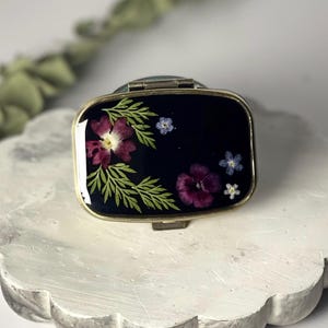 Pill Box  Pill Case  Pill Organizer  Pillbox 2 Day  Pill Box  Pressed Flower Art  Resin Flower Art