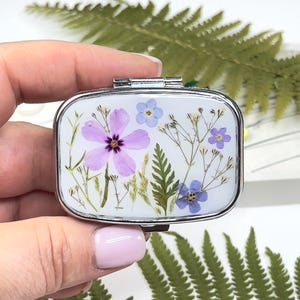 Handmade Dried Flower Pill Box: Pocket Travel Pill Organizer