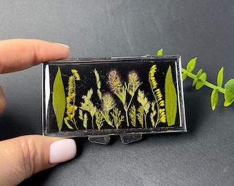 7 day Real Flower Resin Pill Box with Mirror: Weekly Vitamin Organizer