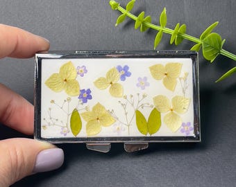 Weekly Pill Organizer 7 Days – White Pearl Resin with Real Flowers