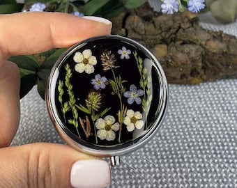Dried Flower Pill Box: Black Resin Travel Pill Organizer