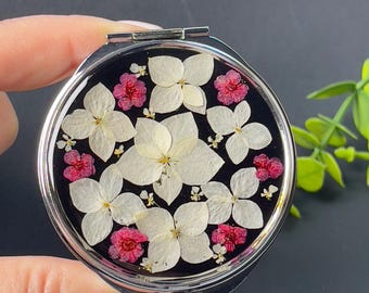 Handgemachte Blumen Harz Pillendose | Getrocknete Blumen, Epoxi-Harz
