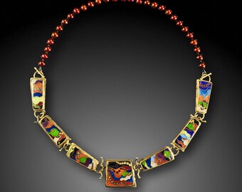 Gift of the Magi - Necklace, 18 karat gold with cloisonne basse-taille enamel on fine silver, and pearls