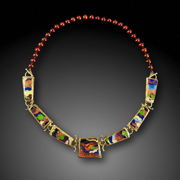 Gift of the Magi - Necklace, 18 karat gold with cloisonne basse-taille enamel on fine silver, and pearls
