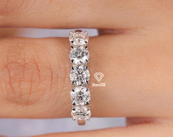 Anello nuziale con diamante rotondo da 4 mm, creato in laboratorio, con 5 pietre, per promessa nuziale