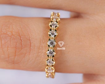 Anello nuziale da donna con diamanti taglio rotondo coltivati in laboratorio e griffe condivise