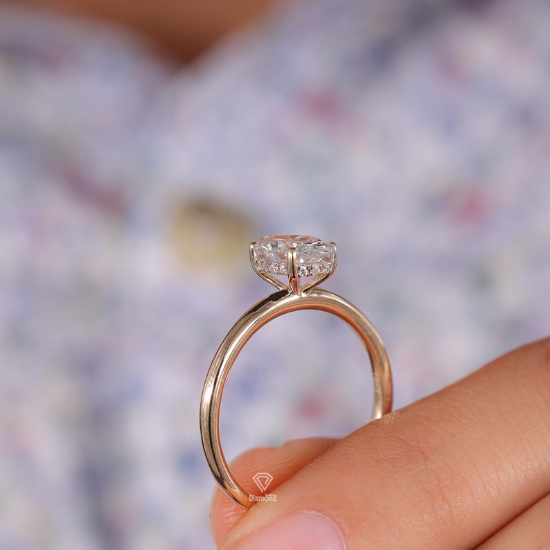 oval diamond, lab grown diamond, hidden halo, yellow gold ring