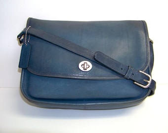 バッグ Old Coach Bixby Sling Green Leather Bag Vintage Coach Bixby Sling (small) in Bottle Green | Style 9984 - Etsy