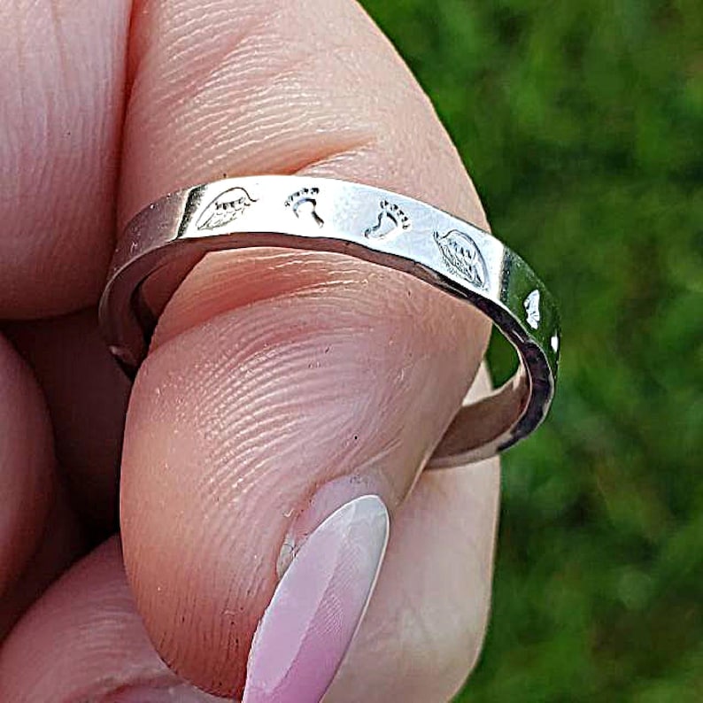 Infant Loss Memorial Ring - Personalized Baby Feet and Angel Wings Band image 11