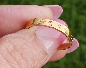 Infant Loss Memorial Ring - Personalized Baby Feet and Angel Wings Band